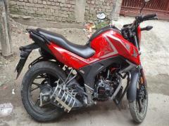 CB Hornet 160R